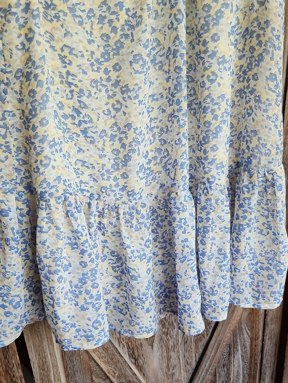 Staccoato Ladies Sleevless Blouse - Picture 3 of 5